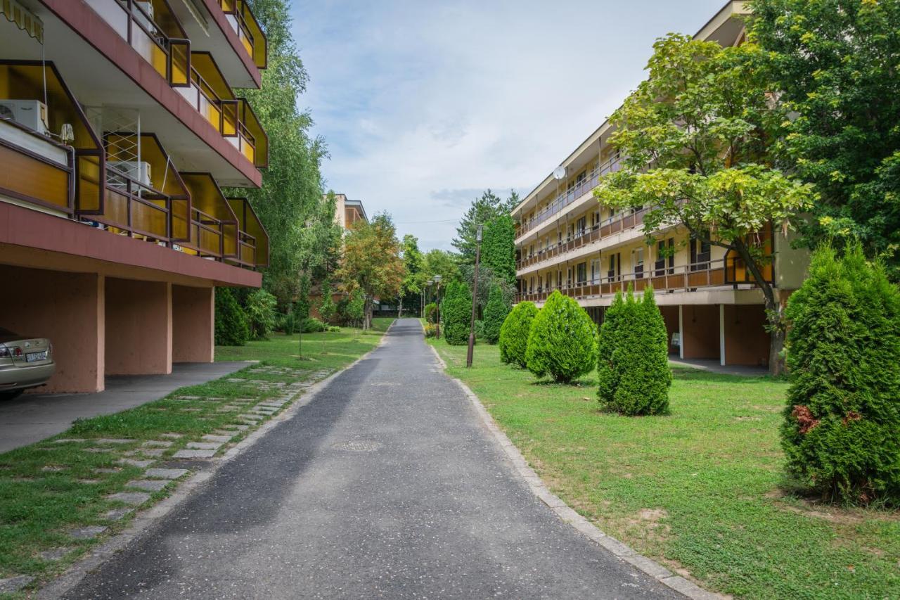 Helikon 31 Apartman Keszthely Exteriör bild